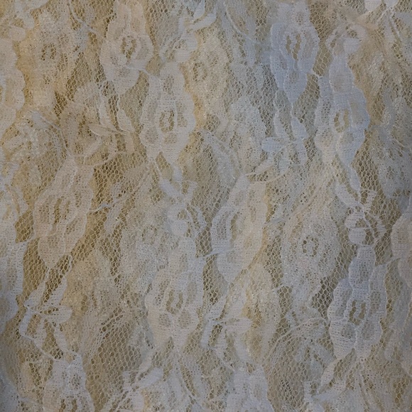Xhilaration floral lace tank - Picture 4 of 5